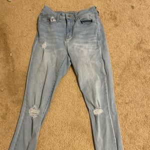 Arizona Jean Company light blue skinny jeans